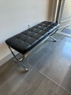 Bench / Ottoman