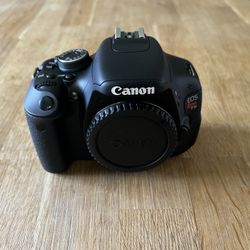 Canon Rebel T3i EOS 600D Camera - New With A Case