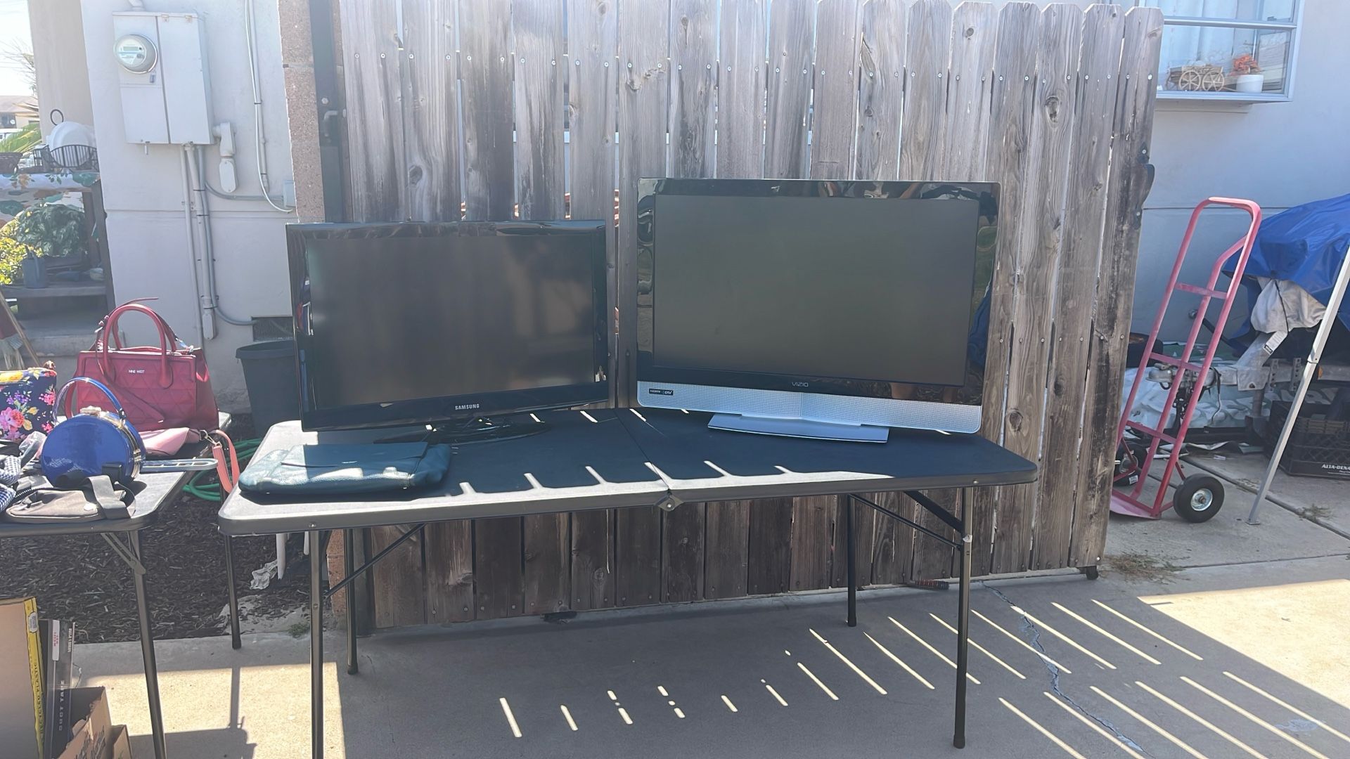 Flatscreen TV