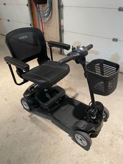 Electric 4 wheel scooter