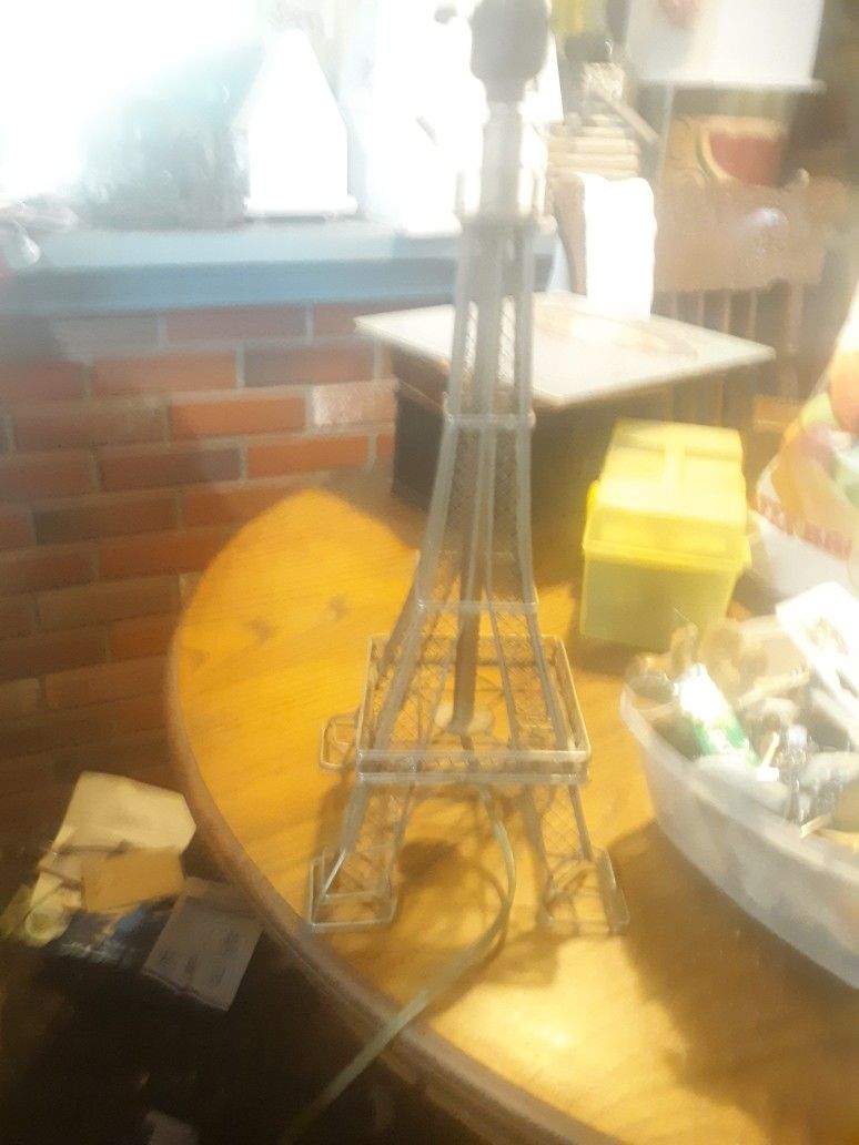 PARIS EFFIL TOWER LAMP