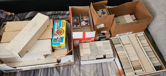 Bulk sports cards