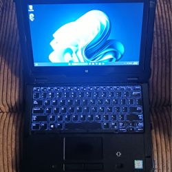 Dell Rugged Laptop Xtreme Intel Core i5 16 GB RAM 512 GB RAM 2x Webcams Wi-Fi & Bluetooth Wireless Windows 11 Professional 