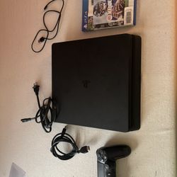 PlayStation 4 With Games.