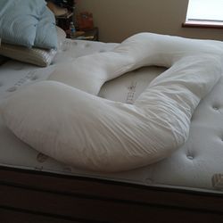 Pregnancy Pillow