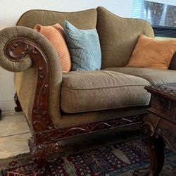 Couch With Coffee Table 