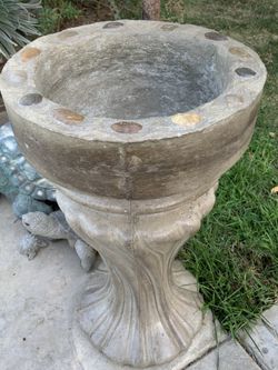 Concrete Pot Planter . Maseta De Concreto 