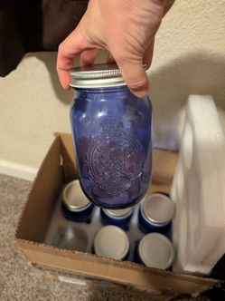 Six Brand New 32oz Mason Jars