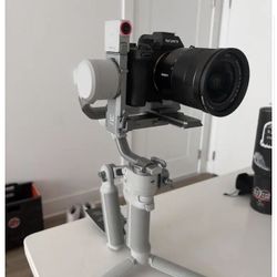 DJI RS 4 Mini Combo 3-Axis Gimbal