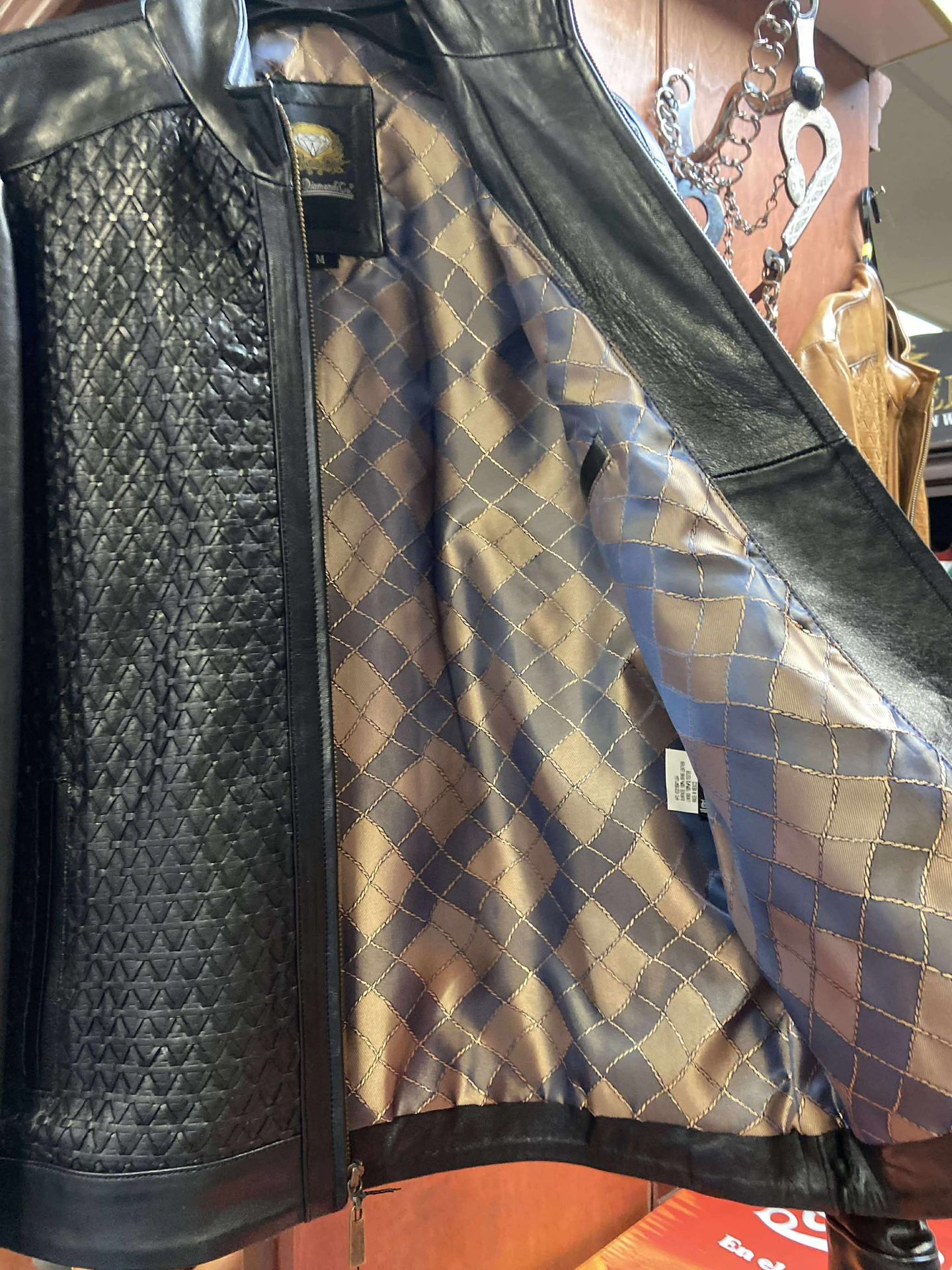 Nuevas chamarras de Piel original trenzada a mano