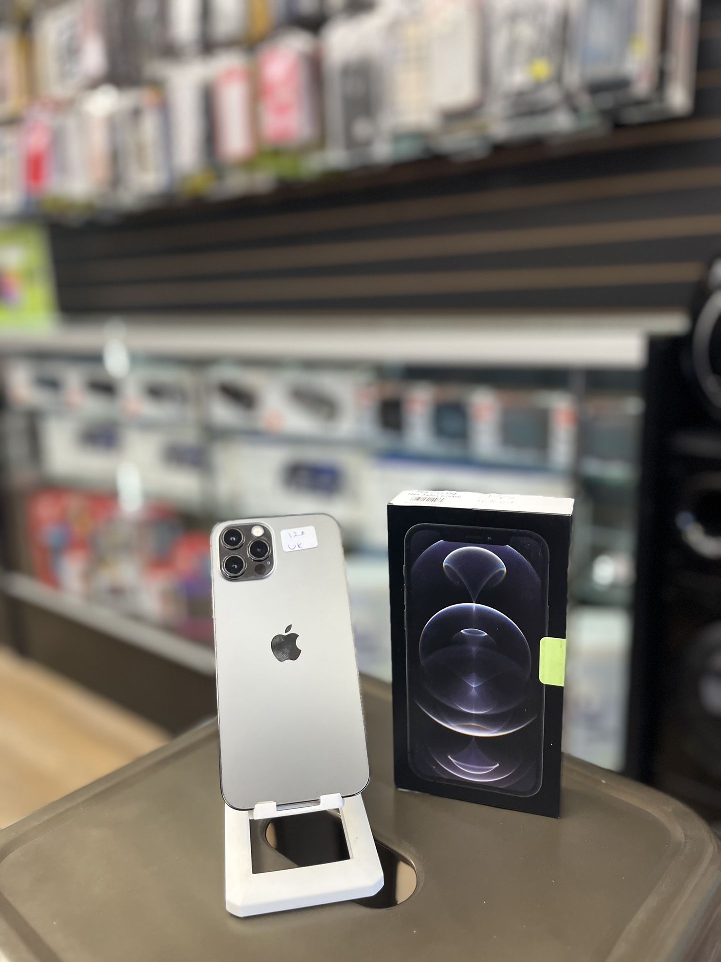 iPhone 12 Pro (Factory Unlocked)