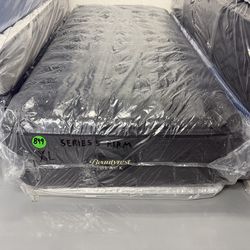 TWIN XL SIMMONS BEAUTYREST BLACK SERIES 3 (FIRM) MATTRESS & BOX SPRING BED SET