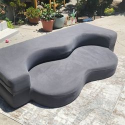Couch/bed