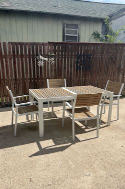 Patio table