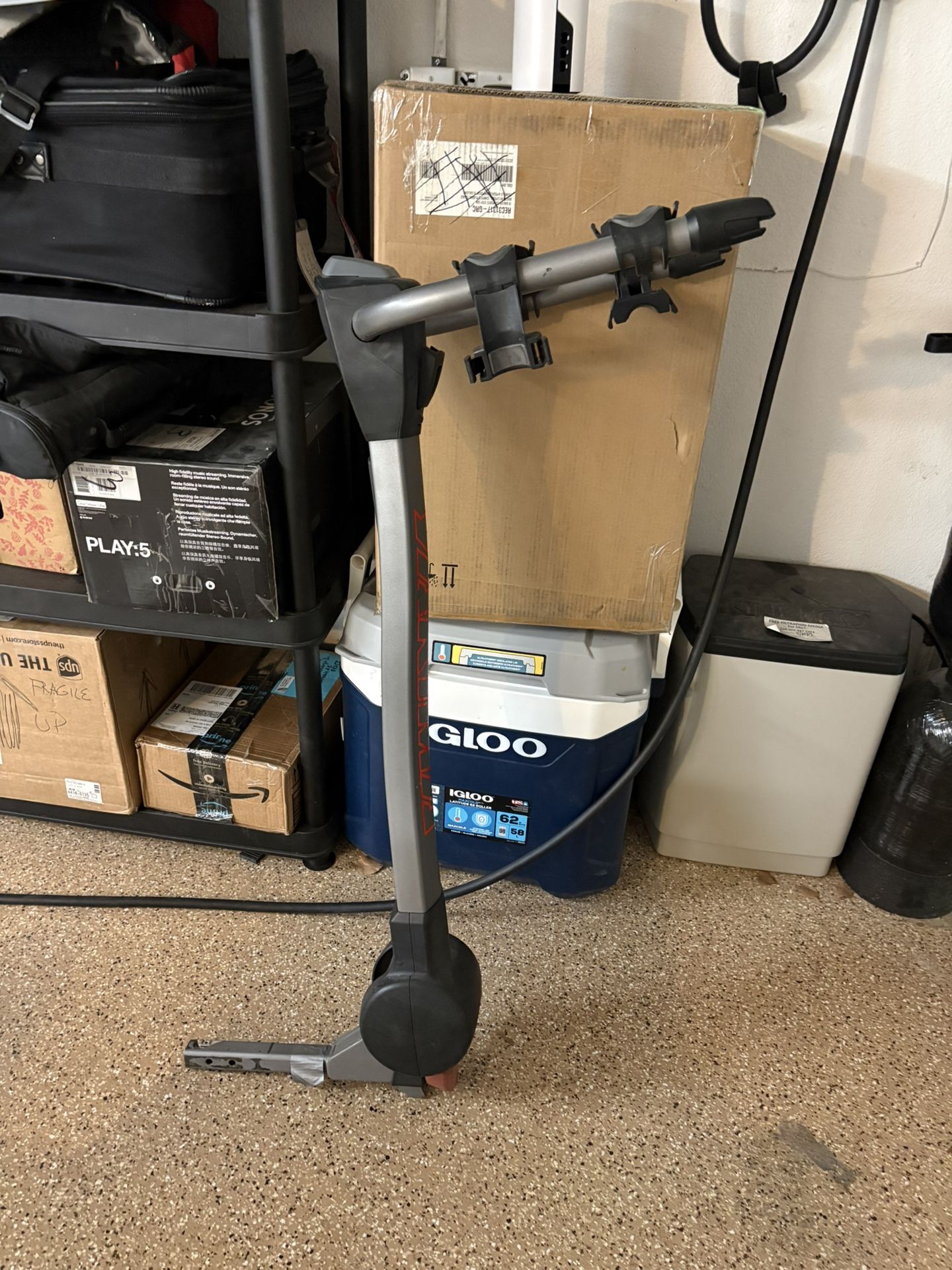 Yakima Ridgeback 2 Bike Rack, Hitch Mounted