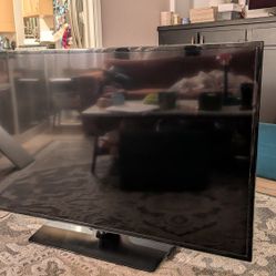 58" Samsung Smart TV