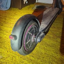 Electric Scooter Ninebot G30 Broken For Parts