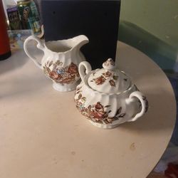 Sugar Bowl And Creamer Pour