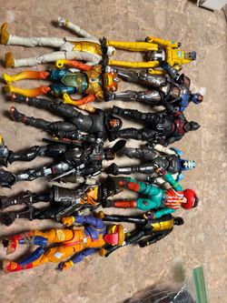 Fortnite Action Figure Lot of 12 figures with accessories and guns