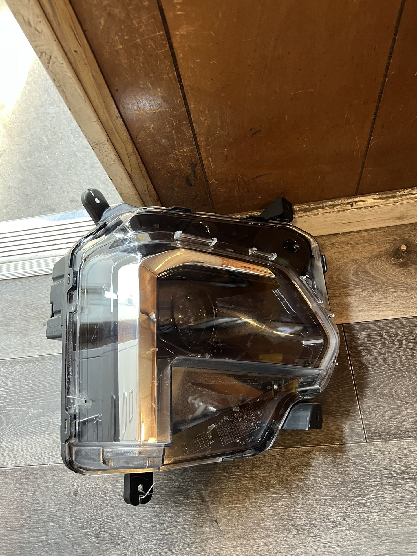 chevy traverse right headlight LED 2022 2023 2024