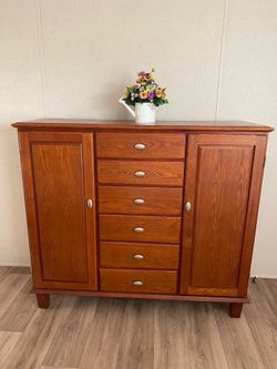 Super solid heavy dresser⬇️⬇️⬇️read description