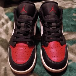 Air Jordan 1 Low Bred Toe 