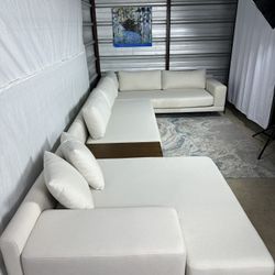 White Sectional RoveConcepts Modern Sofa LIKE NEW 2 Weeks Old