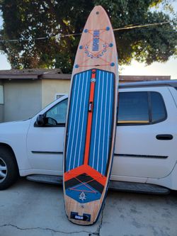 Paddle inflatable 11' with seat.