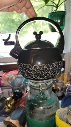 Mickey mouse black and white tea pot