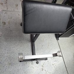 Preacher Curl Bench – Solid & Ready to Use
