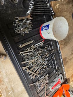 Box end wrenches