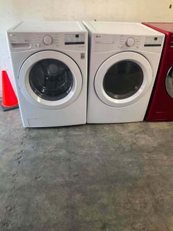 Washer and dryer set