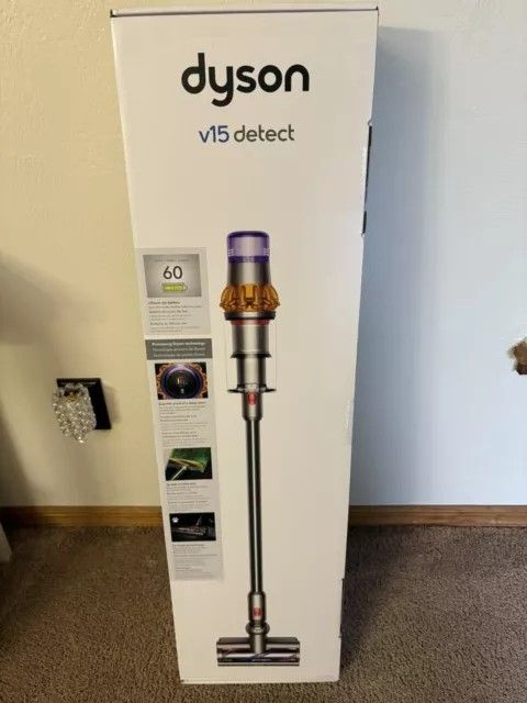 Dyson-V15-Detect-Vacuum-Cleaner.
