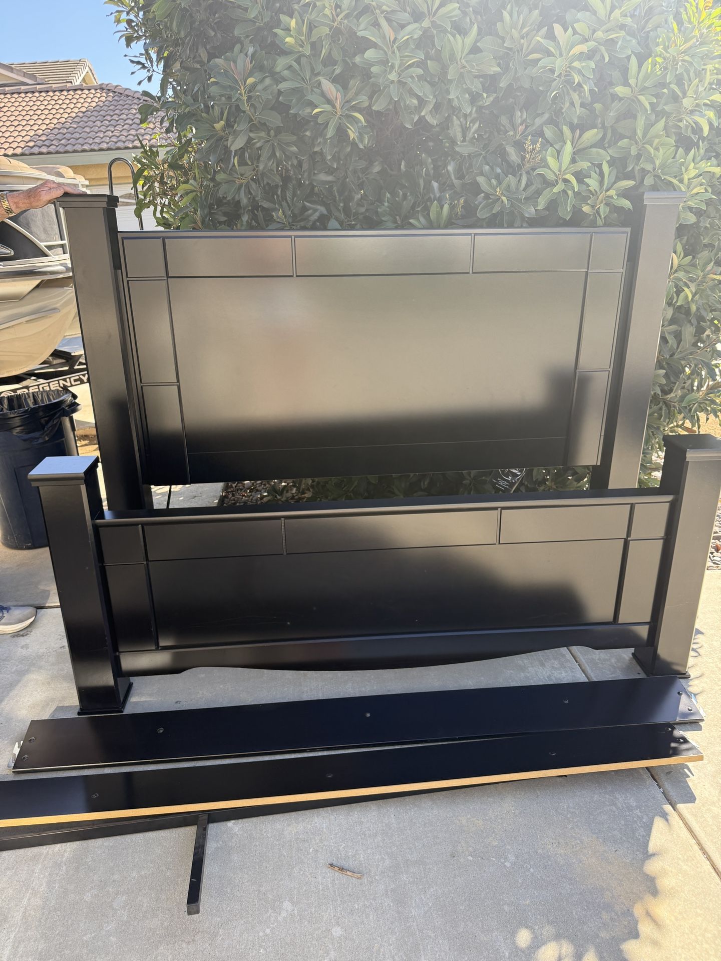 King/Cal King Bed Frame