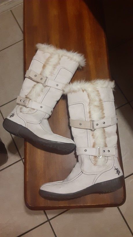 Boots(Beige Faux Fur)