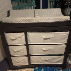 New Sleigh Style Baby Changing Table w/ Drawers, Extra Thick Pad w/ Straps &  Matching Pad Liners