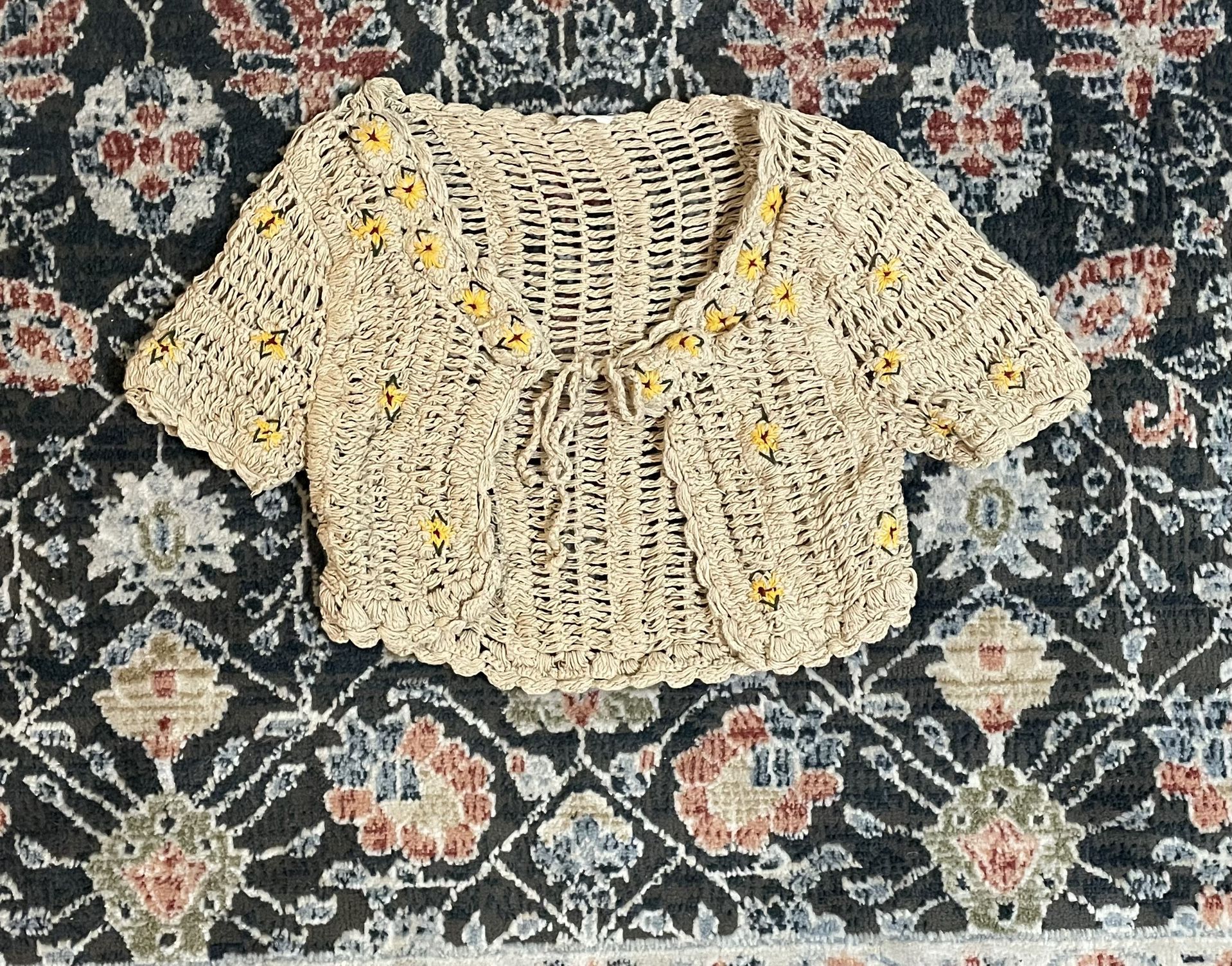 Cotton On Cropped Crochet Sweater vest 