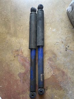 99-06 silverado rear shocks