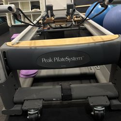Peak Pilates Table