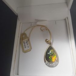 Rare Ammolite 14k Gold Pendant. New.