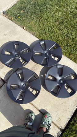 17-23 Model 3 Aero Covers