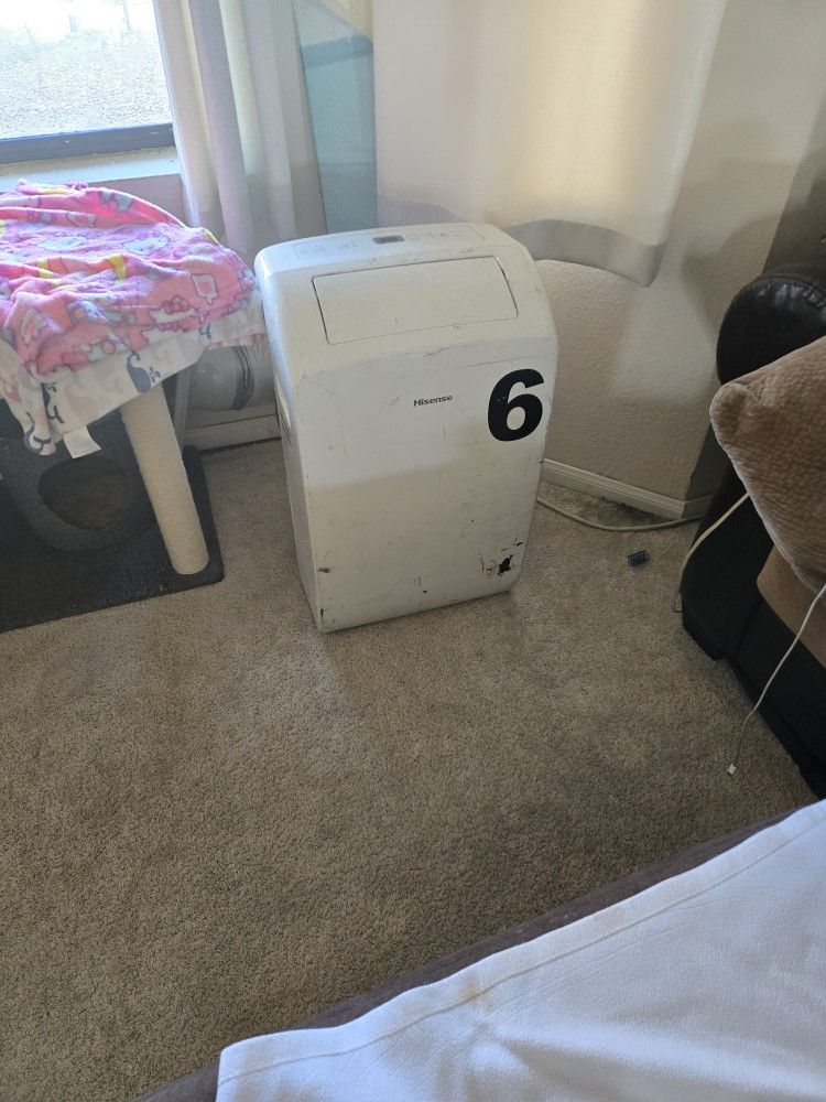 Hisense 7000 Btu Portable Ac
Good condition (some marks and smudges) internally works absolutely perfect! $100!