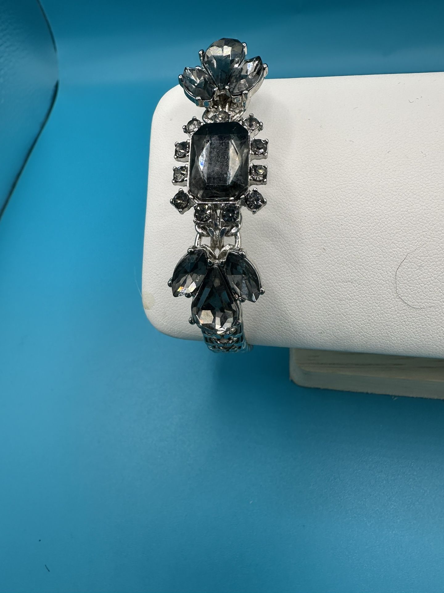 White House Black Market Smoky Glass Bracelet 6 1/2” Long Toggle Clasp Good Condition