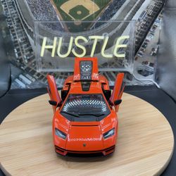 MAISTO LAMBORGHINI COUNTACH LPI 800-4 SCALE 1/18 DIECAST MODEL CAR ORANGE