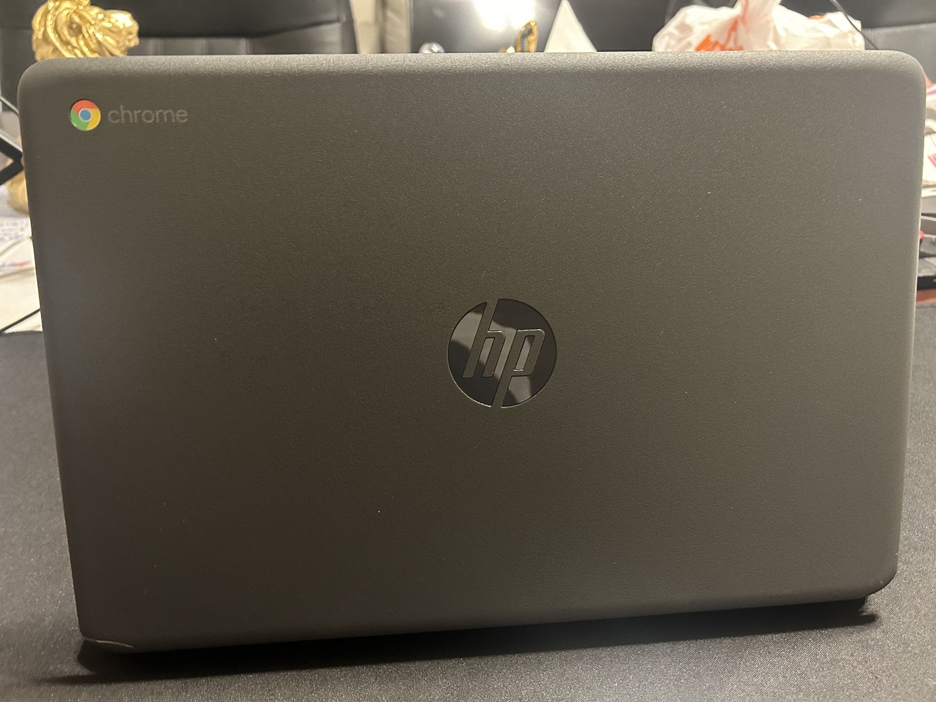 🔥FIRE SALE 🔥 MUST GO TODAY! HP 14" Touchscreen Chromebook - Intel Celeron N3350 - 4GB Memory - 32GB eMMC - WiFi & Bluetooth - Webcam - Gray