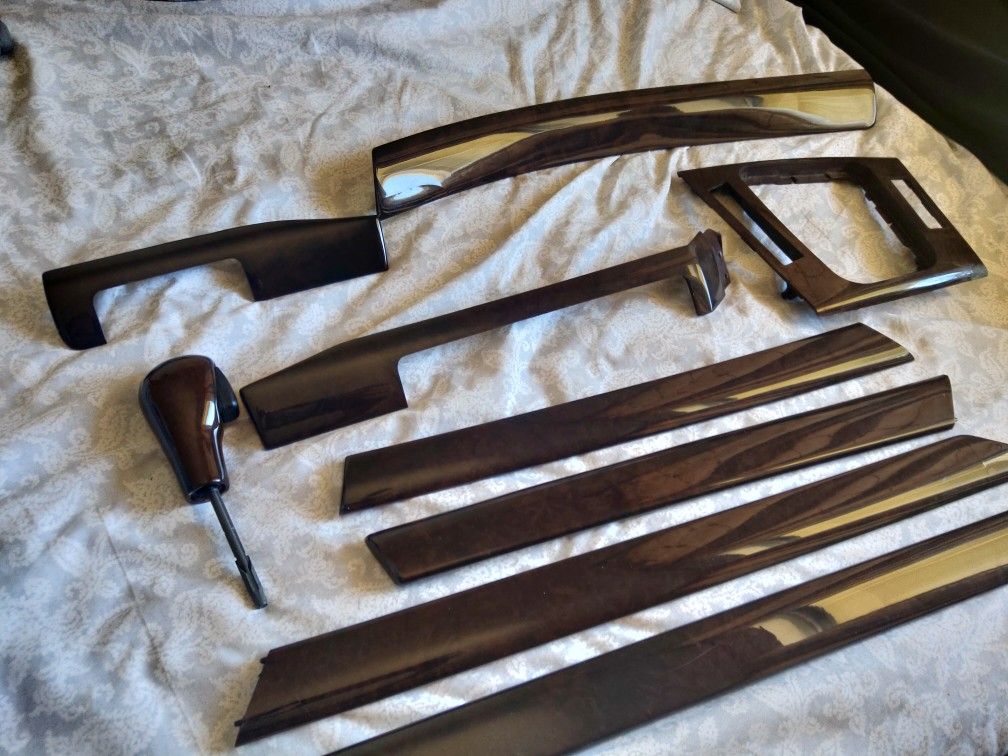 BMW E46 Myrtle Wood Trim (With Shifter)