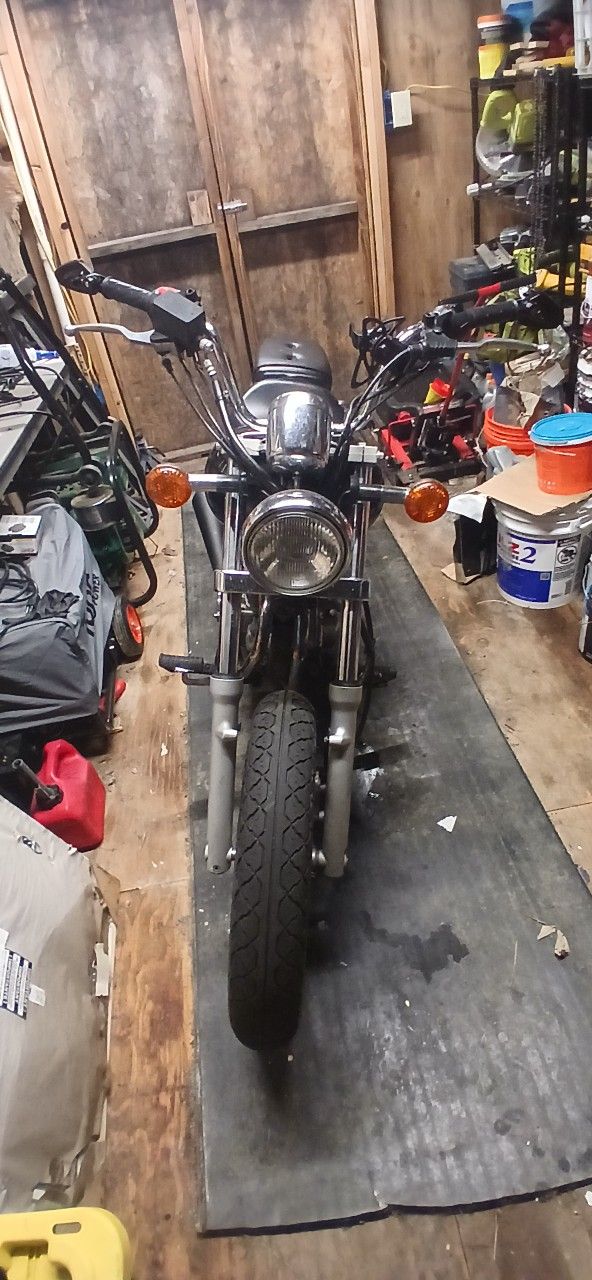 Gz250 Suzuki 2008