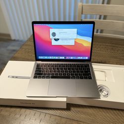 Apple MacBook Air 2019 Space Grey With Original Box And Charger
