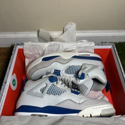 Jordan 4 “Military Blue” 