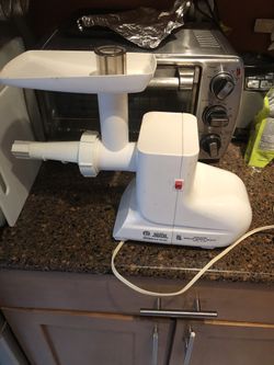Wheat grass juicer